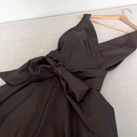 Max and Cleo Brown Iridescent Brown V Neckline Bow Sash Cocktail Party Dress 12 - Picture 1 of 7